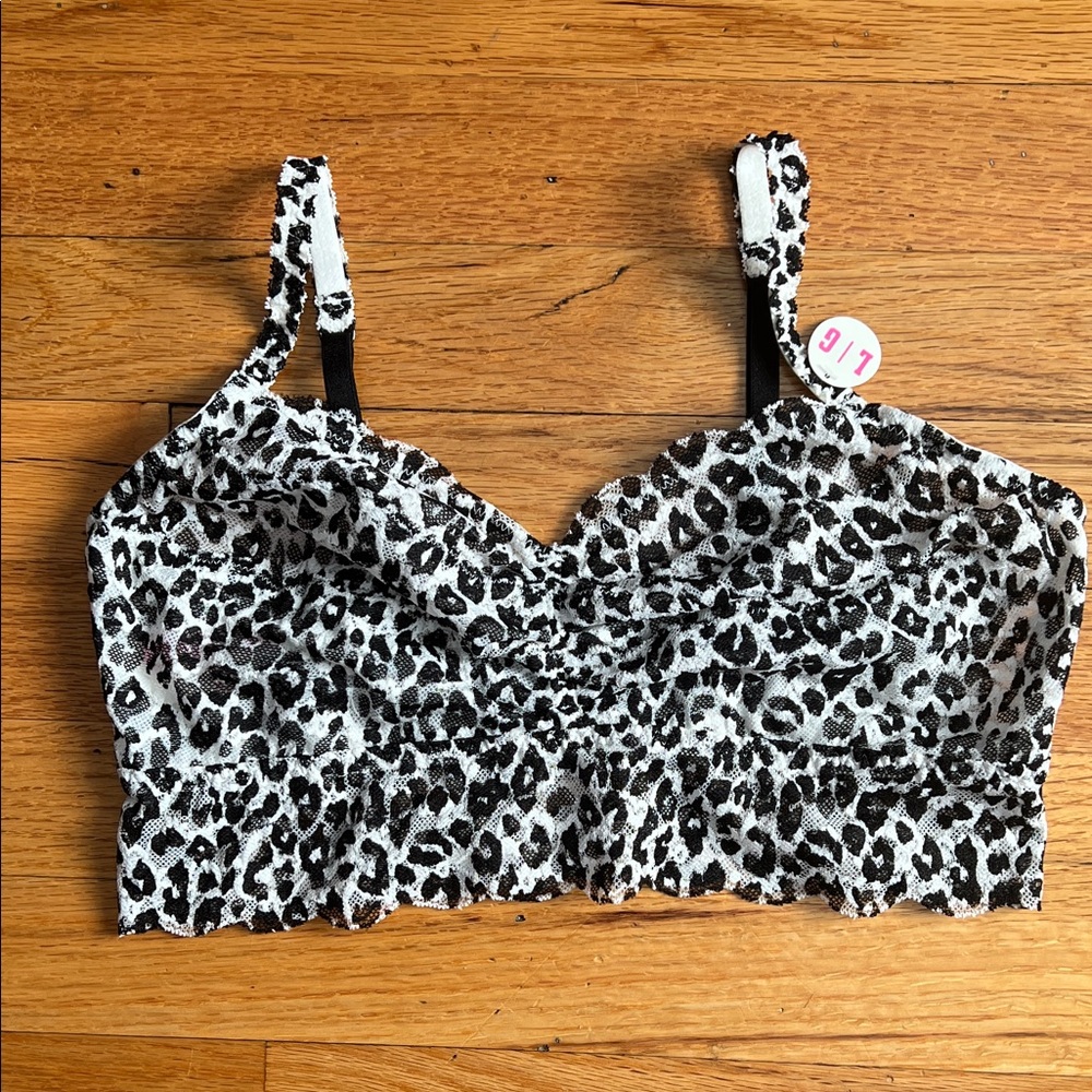 PINK Victorias Secret Lace Bralette. Black & White Leopard Print. Size L